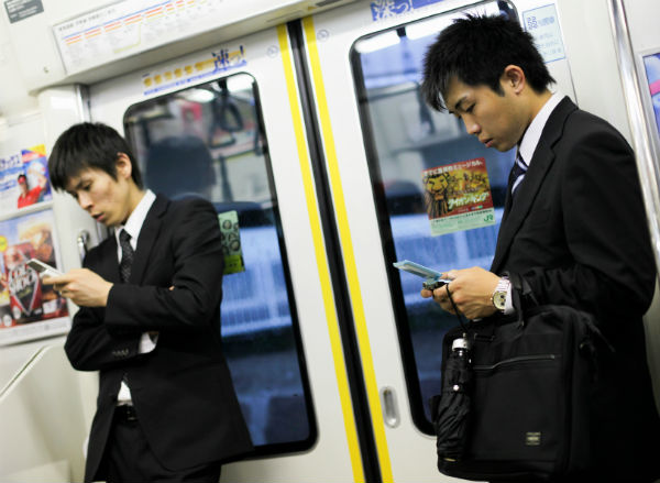 Breaking the Barrier in Japans Mobile App Market
